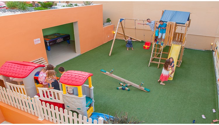 Sunrise Village, Крит